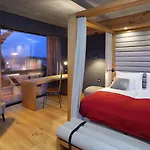 מלון Nox