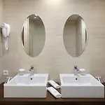 نوكس