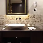 نوكس 4*